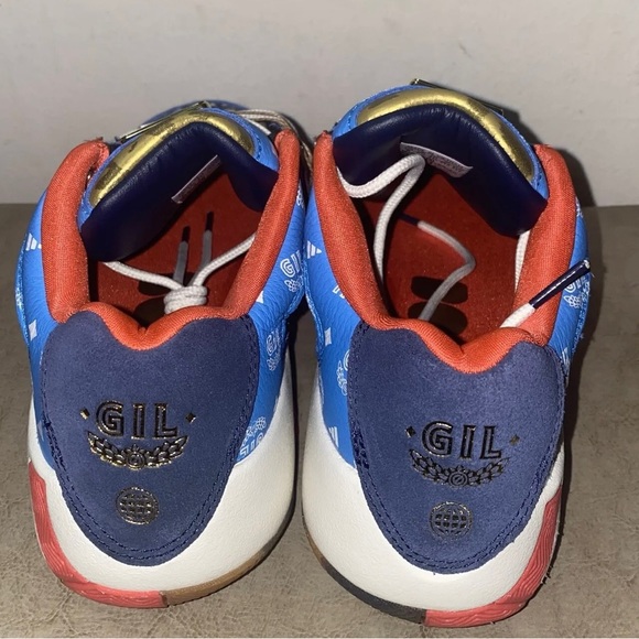 NEW ADIDAS AGENT GIL RESTOMOD Size 8 sneakers are new without box, please see pi